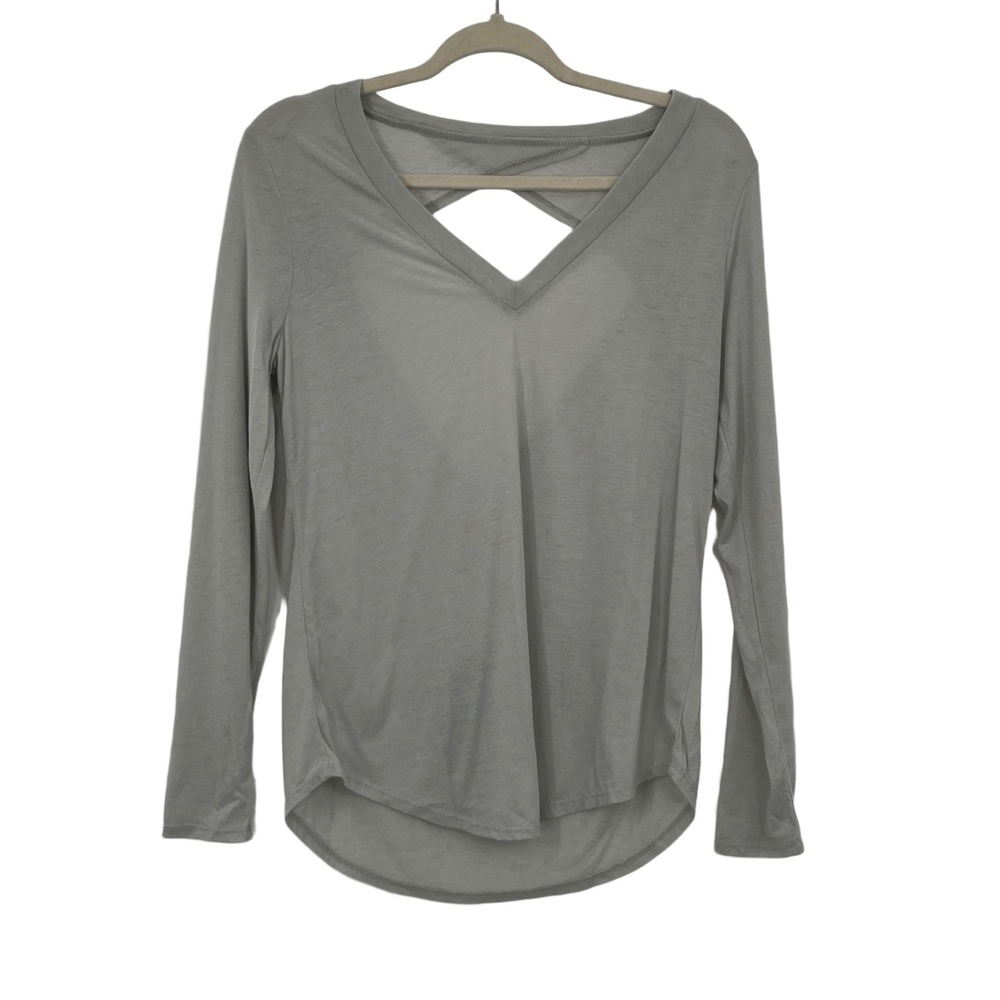 Chaser Women's Light Gray V-Neck Keyhole Back Textured Long Sleeve Top Size M